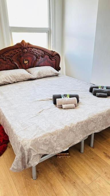 3 Bed House East London Home Εξωτερικό φωτογραφία